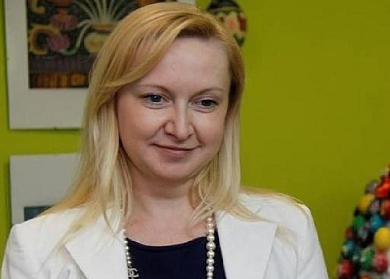 Любовь Полежай