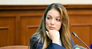 Зарина Догузова