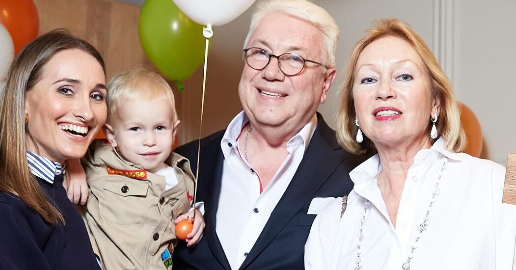 Владимир Винокур с семьёй Владимир Винокур с семьёй