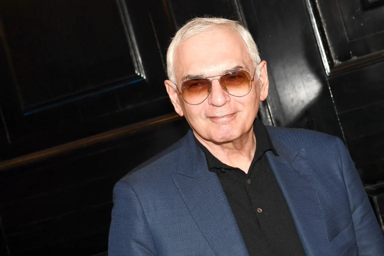 Карен Шахназаров