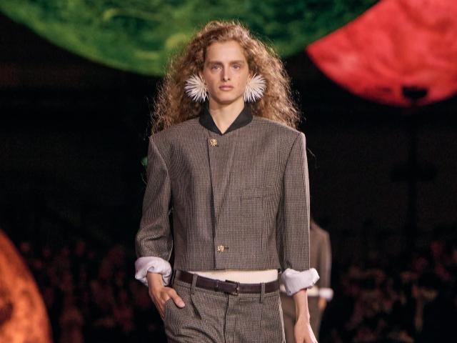 «Є час для роботи. І час для кохання»: колекція Матьє Блазі для Chanel