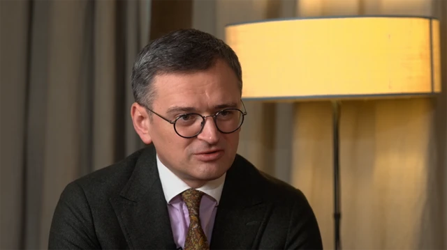 Дмитрий Кулеба Развод: подробности личной жизни и карьеры