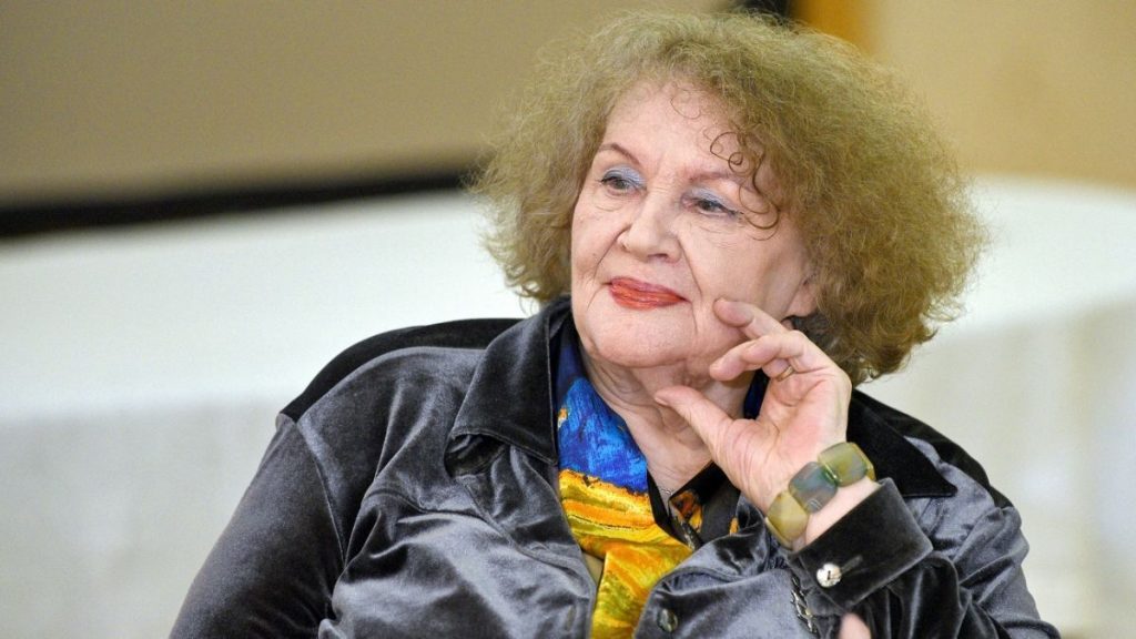 Ліна Костенко Біографія: життєвий шлях, творчість та вплив