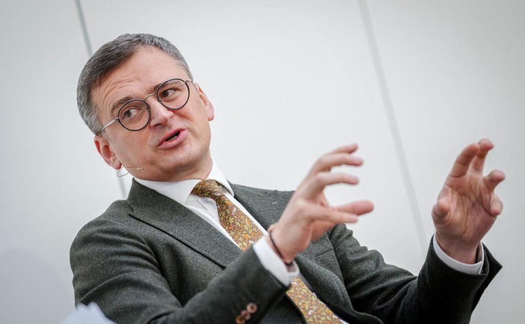 Дмитрий Кулеба Развод: подробности личной жизни и карьеры