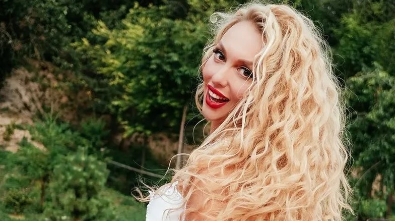 Оля Полякова Фигура: секреты образа и вдохновения популярной певицы