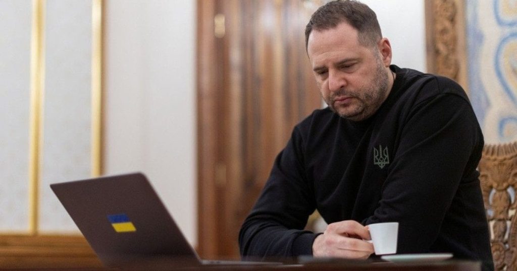 Де Зараз Єрмак: подробный обзор жизни и деятельности