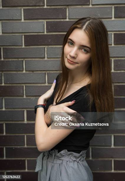 Нова Дівчина Пустовіта: біографія, особисте життя та кар’єра