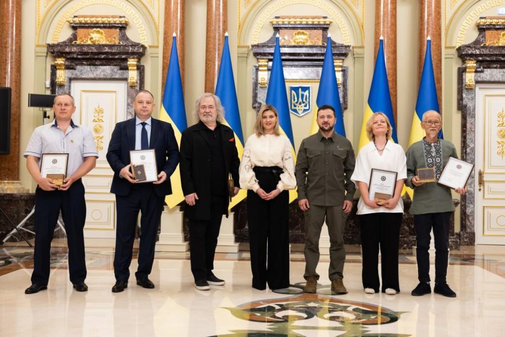 Тарас Петриненко Перша Дружина: Биография, Личная Жизнь и Карьера